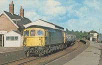 Class 35 Train D6515 at Hamworthy Railway Station 1976 Postcard