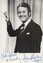 Derek Batey At Cubicle Mr & Mrs Quiz Show Hand Signed Photo