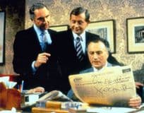 Derk Fowlds Yes Minster 10x8 Hand Signed Photo