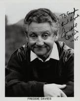 Freddie Davies Comedian Giant 10x8 Hand Signed Photo