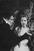 Ian Bannen Hamlet & Elizabeth Sellars Gertrude Shakespeare Postcard