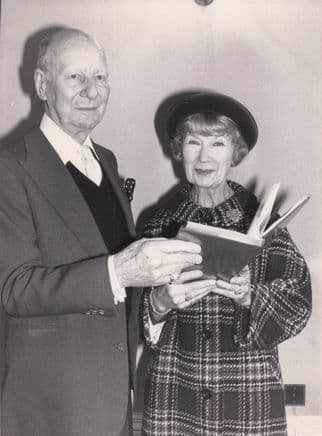 John Gielgud & Peggy Ashcroft Vintage Large Press Photo