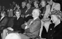 John Gielgud Seated With Exquisite Princess Diana 8x5 Press Photo