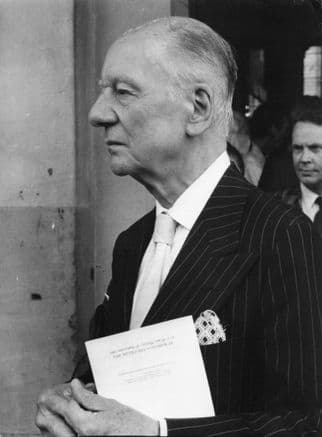 John Guilgud at Kenneth More Funeral 1982 Press Photo