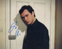 Jude Law of Captain Marvel Sherlock Holmes 10x8 Hand Signed Photo