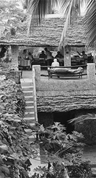 Kenya Caravanserai Cafe Restaurant Africa 8x4 Vintage Press Photo