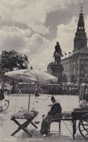 Kobenhavn Hojbroplads Denmark Lady Market Traders Postcard