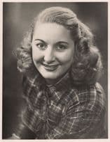 Paddie O'Neil Actress Wife Of Alfred Marks 10x8 Hand Signed Photo