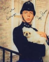 Roger Sloman Eastenders Crossroads 10x8 Hand Signed Photo