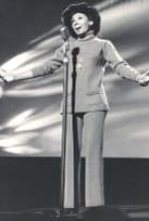 Shirley Bassey at London Film Premiere of Love Story 1971 Film Press Photo