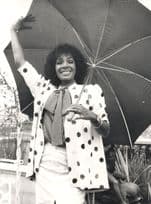 Shirley Bassey Love Loneliness & Relationships Tennis Vintage Rare Press Photo