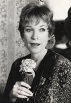 Shirley Maclaine Reincarnation Book London Theatre Live Concert Tour Press Photo