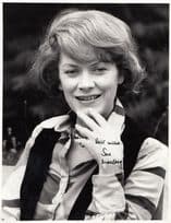 Sue MacGregor Giant 9 x 6 Hand Signed Photo