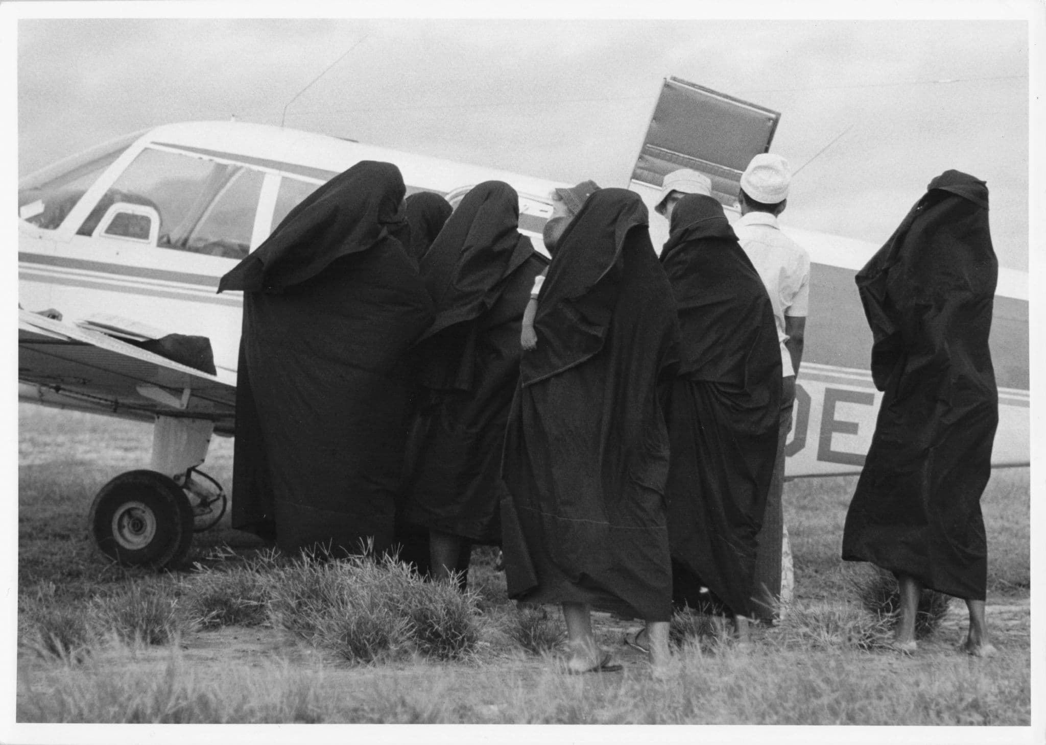 Swahili Women Muslim Bui Bui at Cessna Light Aircraft Africa 9x7 Press ...