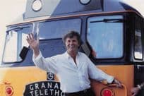 Unidentified Celebrity Autograph Fan Signing 81 Private Meeting Photo