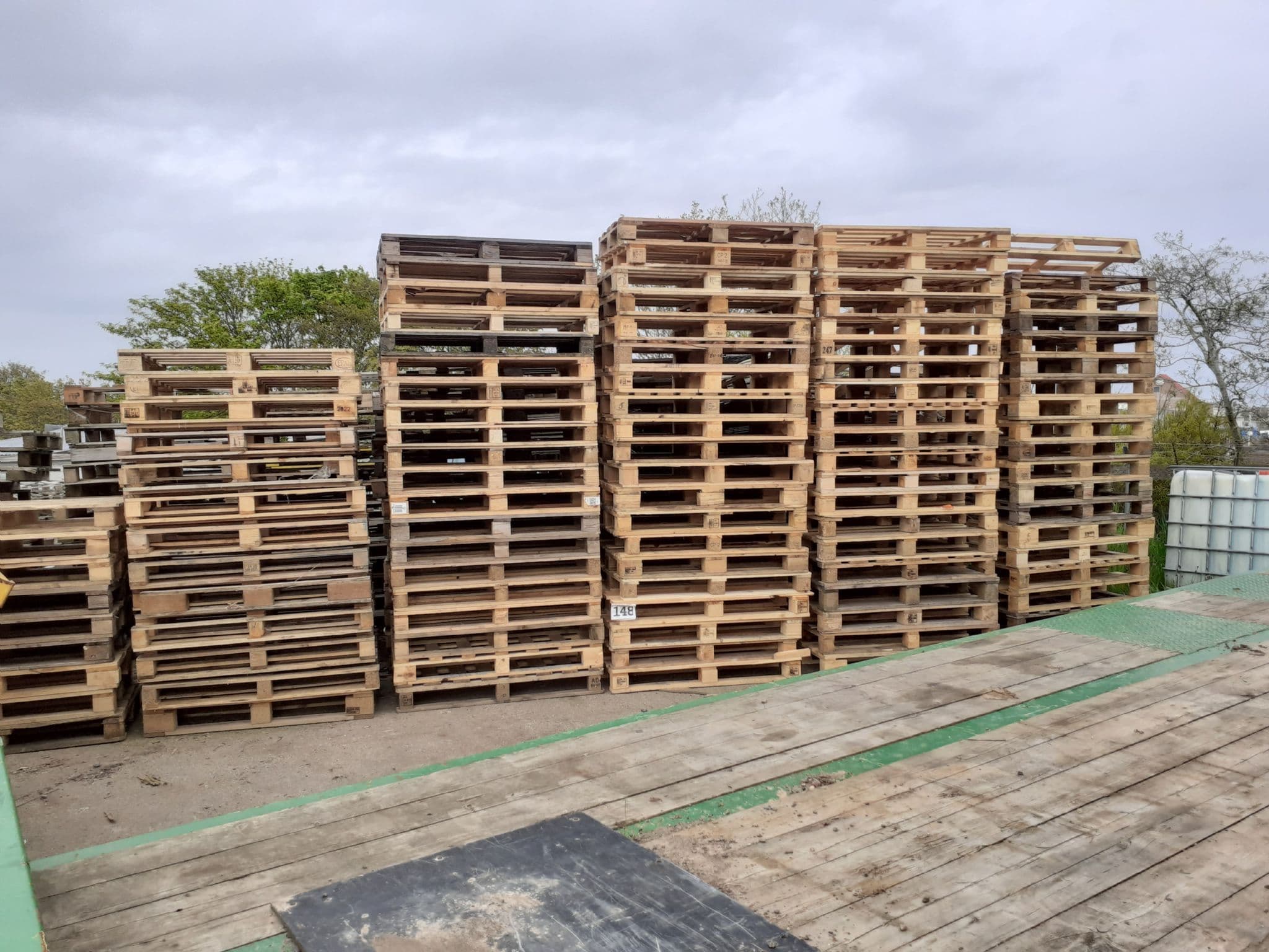 Used Light Pallets 800mm x 1200mm in Peterhead Aberdeenshire Scotland