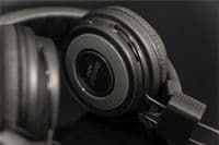 The Soundlab Wireless Bluetooth On-Ear Headphones  | Cables 4 ALL