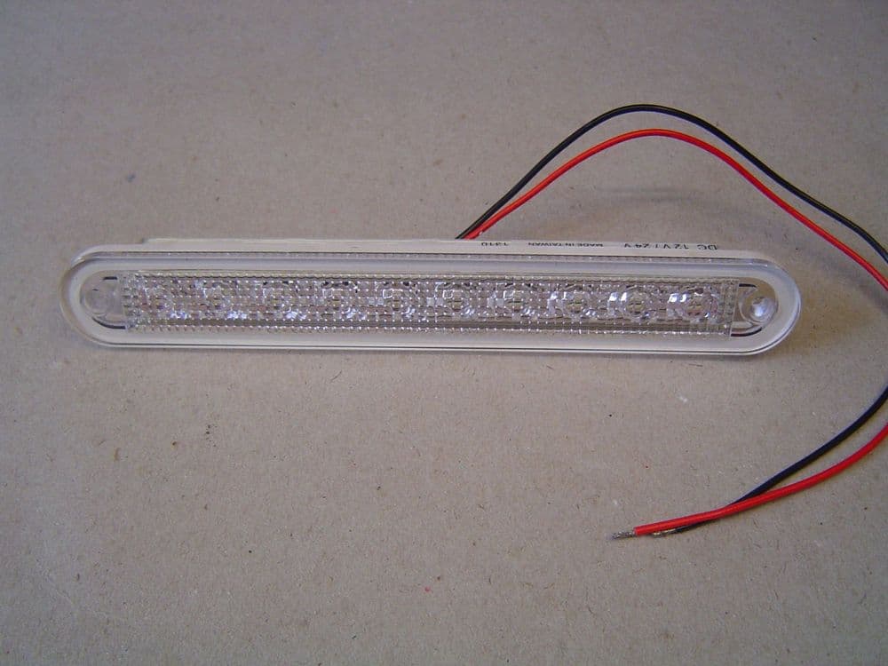 10 LED WATERPROOF COURTESY LIGHT