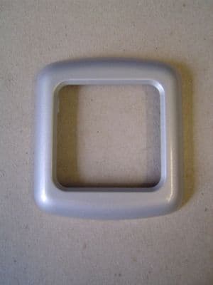 CBE 1 MODULE CORNICE METALLIC LIGHT GREY GLOSS