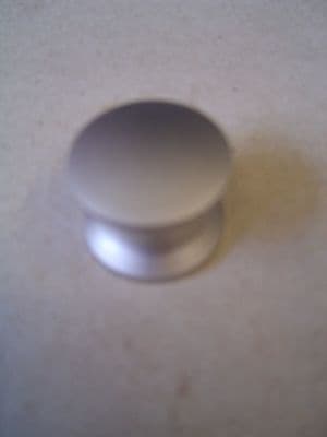 KNOB - 23 x 19 - MATT NICKEL