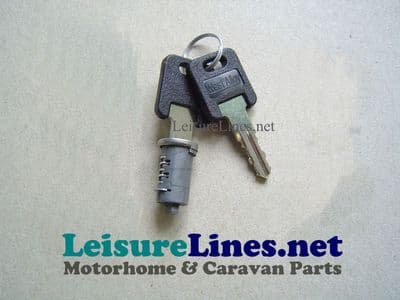 WEST ALLOY SHORT TANG  LOCK +2 KEYS 052