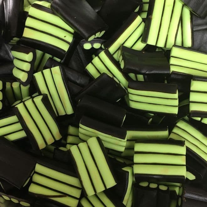 Apple Liquorice Stripes 100g
