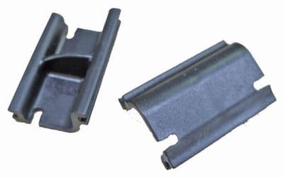 2x Thetford 628449 Fridge Vent Lock Clips – Black, For Caravan & Motorhome