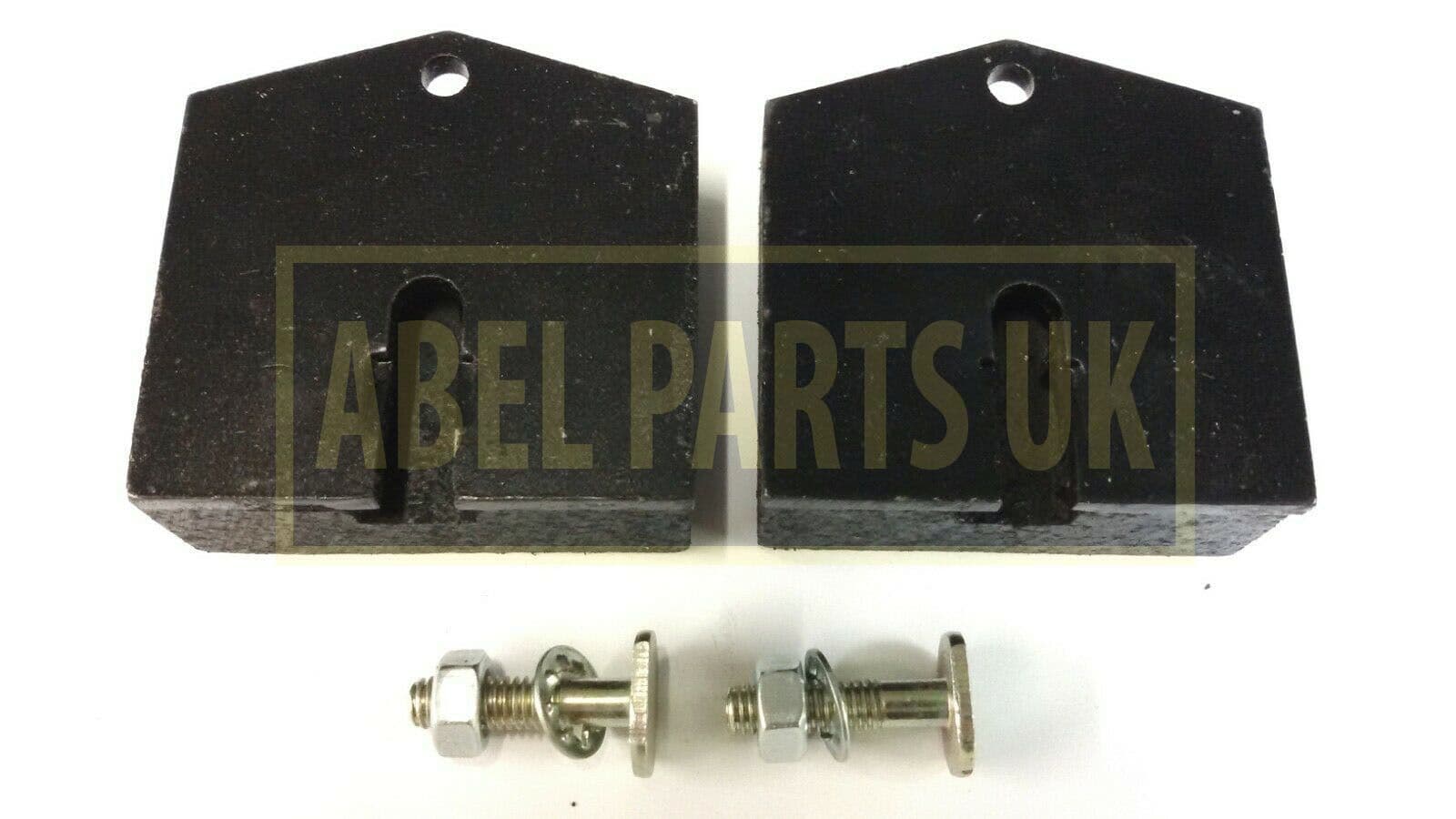 PARKING BRAKE PAD KIT FOR VARIOUS JCB MODELS PART NO 15/104300