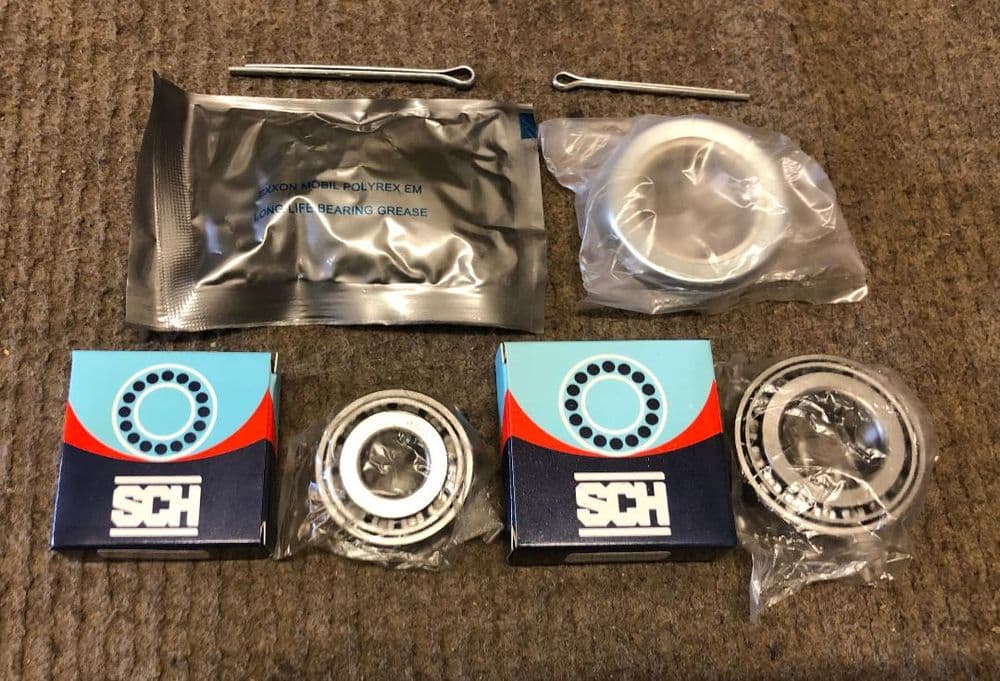Triumph Herald Spitfire TR5 TR6 Front Wheel Bearing Kit GHK1021