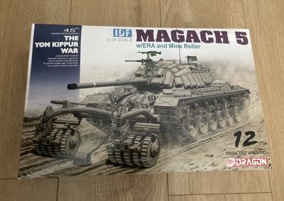 Dragon Model Kit 3618 - IDF Magach 5 w/ERA and Mine Roller - 1/35