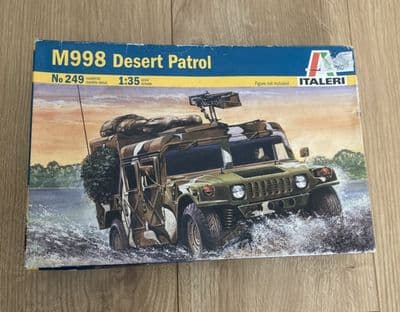 Italeri Model Kit 249 - M998 Desert Patrol - 1/35 - Sealed