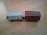 Lone Star Locos 2 x Goods Wagon with Roof