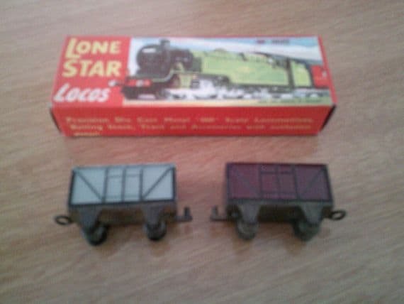 Lone Star Locos 2 x Goods Wagon with Roof