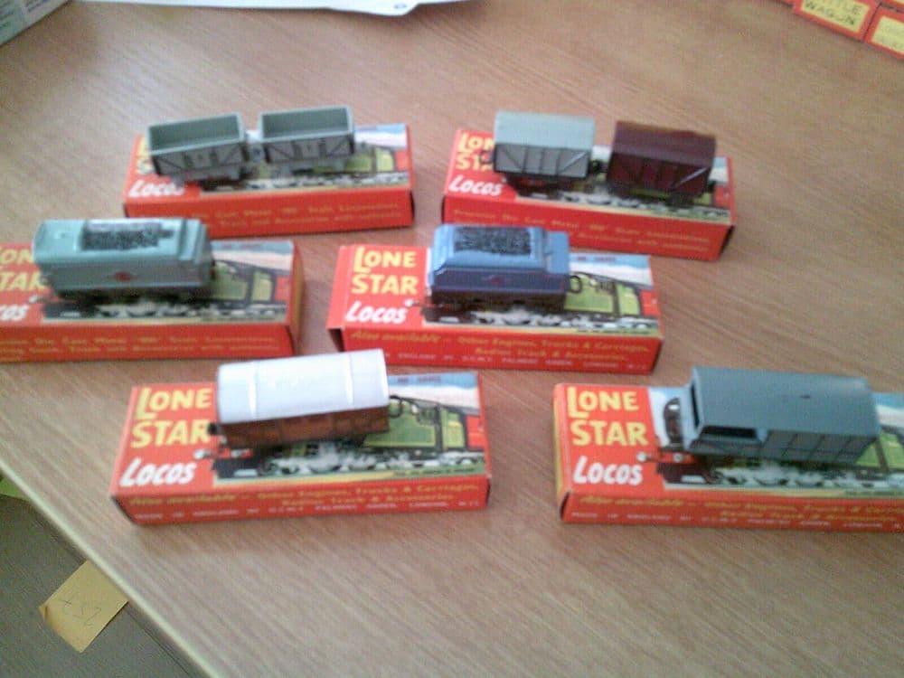 Lone Star Locos Set of 6 Tenders & Wagons