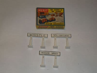 Merit 5052 Track Signs