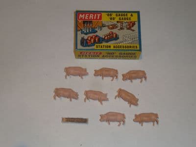 Merit 5108 Pigs & Trough
