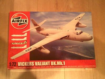 Pre-Owned AIRFIX 1/72 A11001 Vickers Valiant BK.MK.1