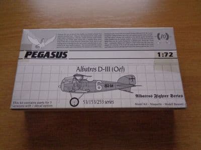 Pre-Owned Pegasus 1/72 1027 - Albatros D-III (Oef)