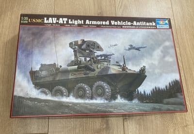Trumpeter Model Kit 00372 -USMC LAV-AT Light Armored Vehicle-Antitank - 1/35