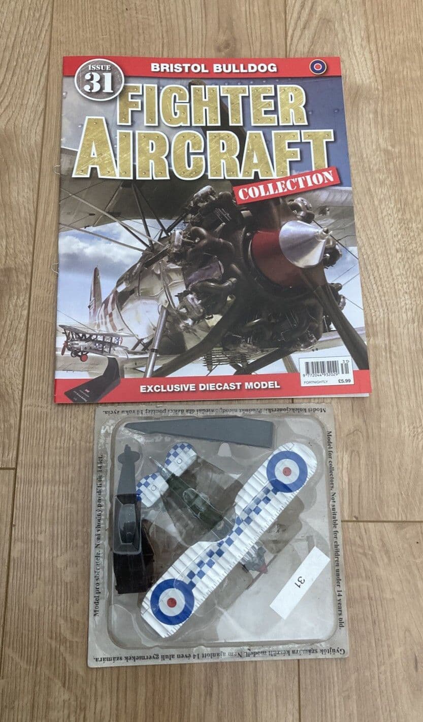W188 AMER COM Fighter Aircraft Collection Iss 31 Bristol Bulldog  Magazine/Model