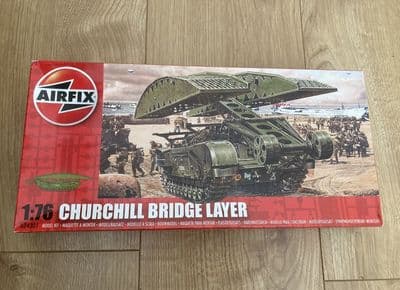W282 Airfix Model Kit A04301 - Churchill Bridge Layer - 1/76 - Sealed