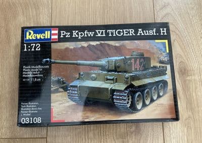 W283 Revell Model Kit 03108 - Pz.Kpfw. VI Tiger Ausf. H - 1/72 - Sealed