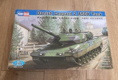W288 Hobby Boss Model KIt 82405 - Danish Leopard 2 A5DK Tank - 1/35 - Pts Sealed