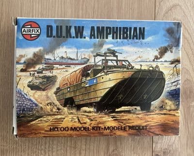 W289 Airfix Model Kit 61312 - D.U.K.W. Amphibian - H0/00 - Pts Sealed