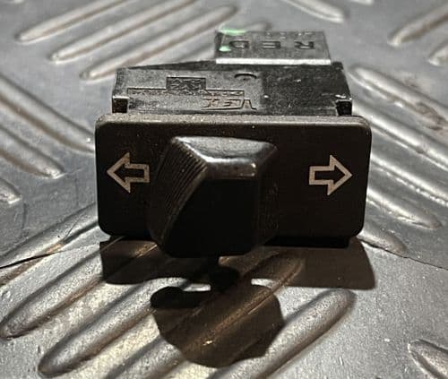 Botón Conmutador Mando Intermitentes Honda Sh 125 K01 2013 a 2016.
