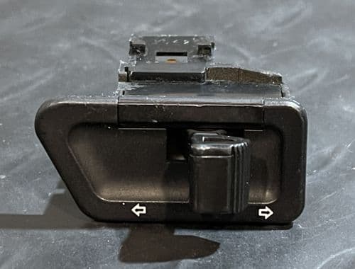 Botón Interruptor Intermitentes Honda Sh 125-150 2009-2012