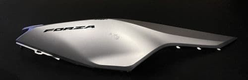 Carenado Trasero Derecho Gris Mate Honda Forza Nss K0B 125 y 300 2019 y 2020