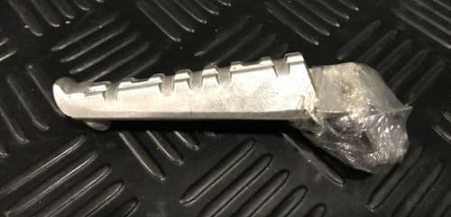 Estribera Izquierda Trasera Yamaha Fz6 S1 2004-2006