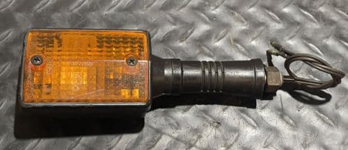 Intermitente Delantero Izquierdo Suzuki Gsx 400 E 1982 a 1987
