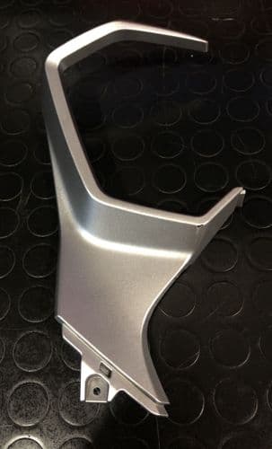 Marco Cuadro Izquierdo Embellecedor Panel Velocímetro Honda Forza 125 y 300 K0B 2019 y 2020.